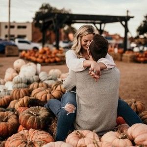 Meet your Posher, Alma